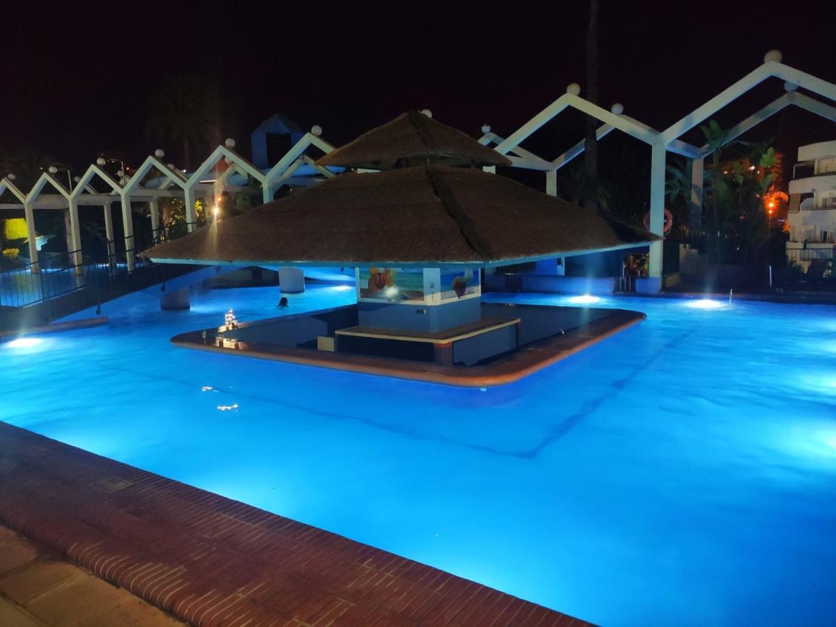 Apartment En Benalbeach *